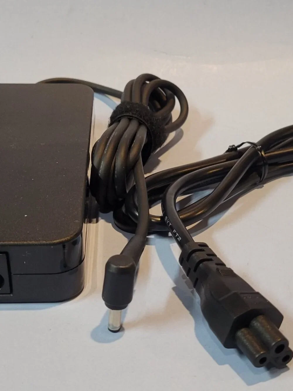 Flgan AC Adapter 20V 6A 120W model FL-ADP-120RH D